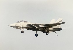 F-14 トムキャット　TOMCAT