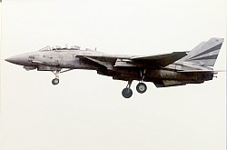 F-14 トムキャット　TOMCAT