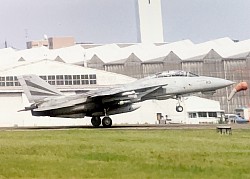 F-14 トムキャット　TOMCAT