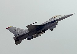 F-16 PACAFデモ